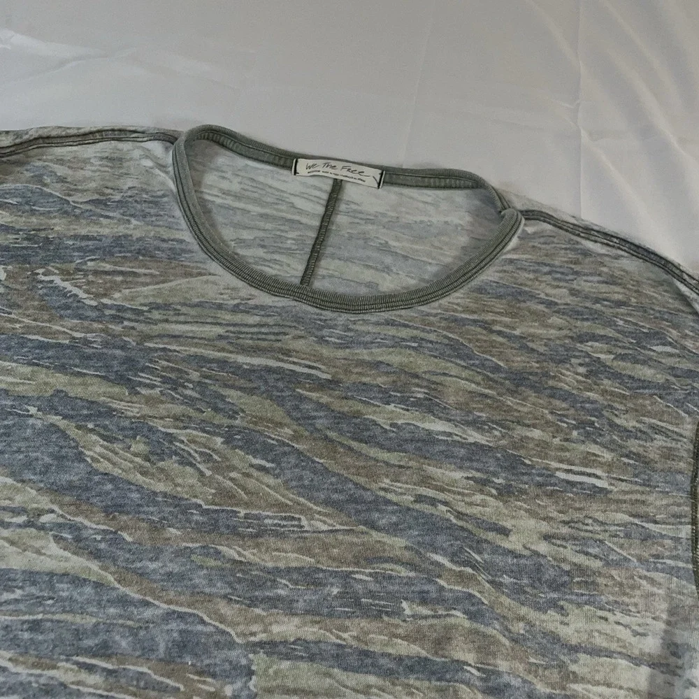 We The Free Free People Tiger Camo Long Sleeve Top Green Grey Medium Relaxed Fit